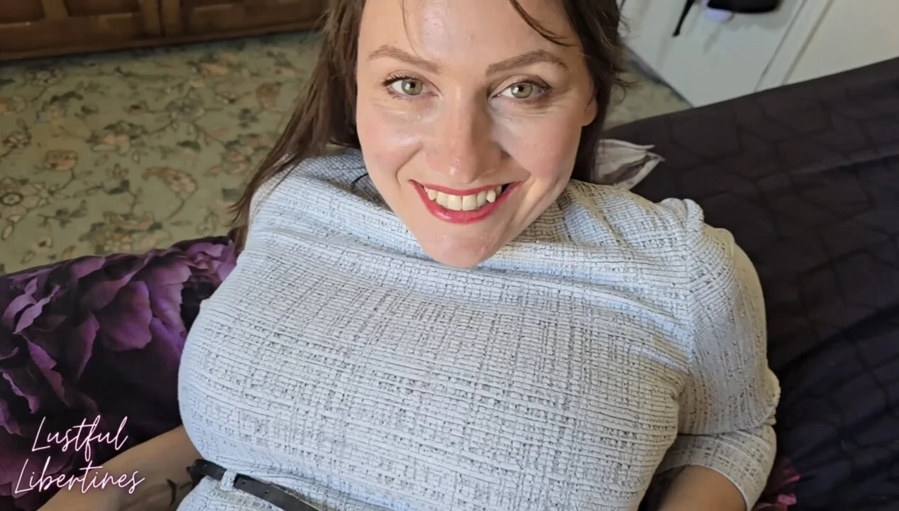 Creampie my stepsister after accidentally seeing her nudes