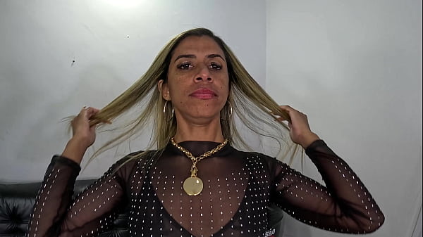 A casada carioca veio enviada pelo marido para um Pov hard com Ted – Creampie