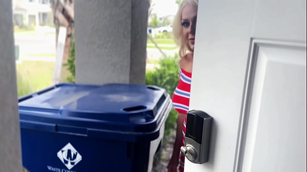 Hot blonde Taylor vixxen first bbc experience takes cock like a pro