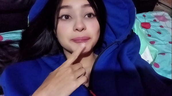 Niñera caliente con enormes tetas anhelaba mi polla tan pronto como llegué a casa ( CASERO REAL)