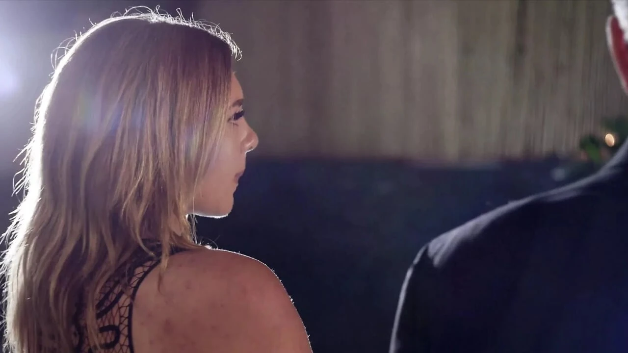 Deeper. Voluptuous Gabbie breaks from her housewife routine