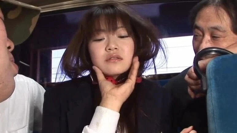 Japanese Schoolgirl Yayoi Yoshino fucked in bus uncensored