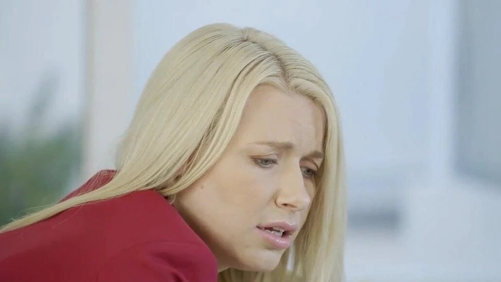 BLACKED – Business Blonde Anikka Albrite Ass Fucked By a BBC