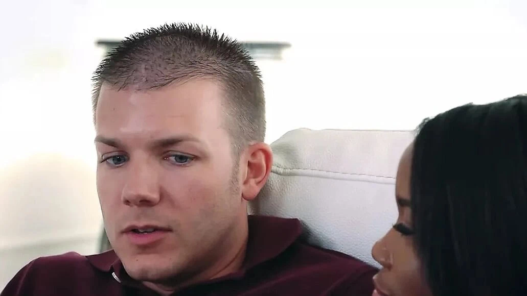 Gorgeous Black Stepmom Meets And Shares Her Step Daughter’s BF