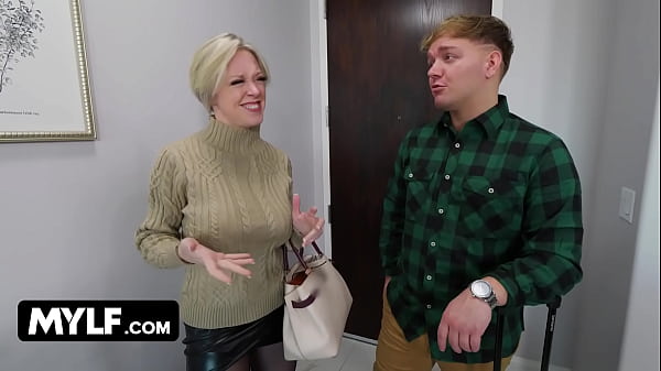 Horny Stepmom Bounces Her Huge Tits Riding Her Hung Stepson – MYLF