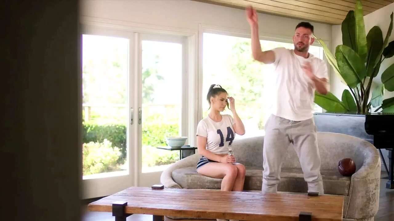 MILFY Fit sporty mom Lexi has secret sex with son’s roomie