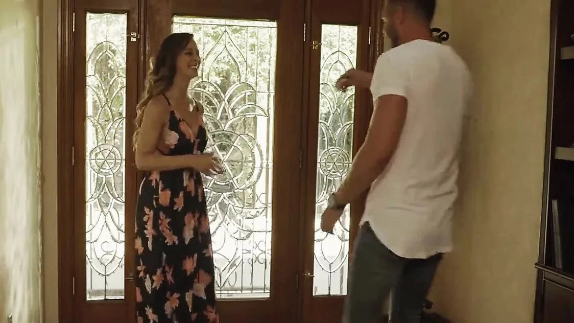 My friend’s hot stepmom got horny, so I gave her a good dick