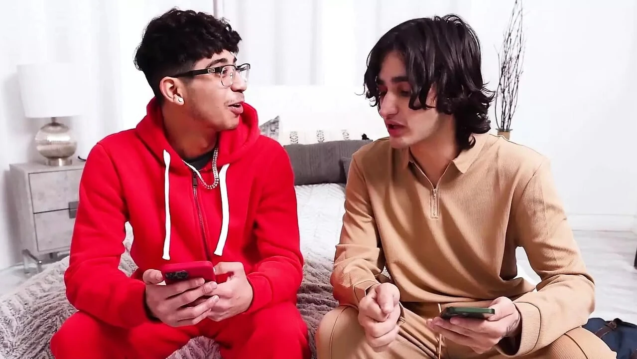 Step Sisters Asia Lee & Athena Fleurs Get Naked With Step Bros To Keep Each Other Worm – SisSwap