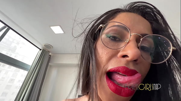 Natzynha Morena from Santa Catarina has a body worthy of a Brazilian girl