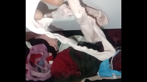 Tangas de amiga nalgona 9