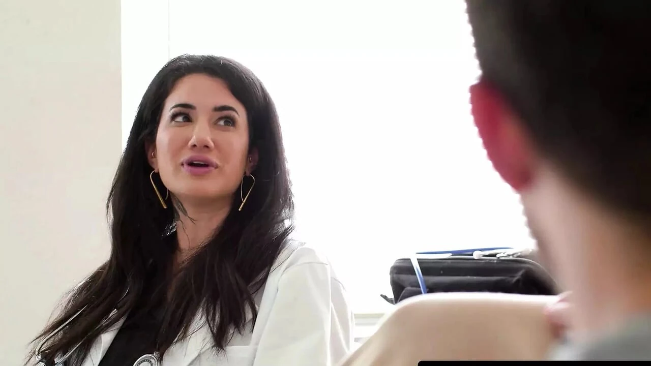 MODERN-DAY SINS – Caring Doctor Teaches Virgin Couple How To Fuck & Embrace Vanessa Vega Orgasms