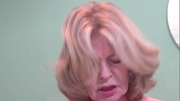 Mature woman surprised by her black stepson (EXCLUSIVE TABOO)